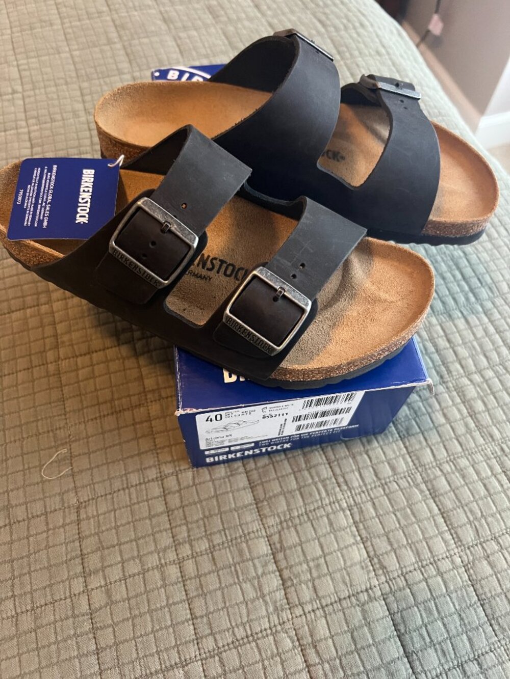 BIRKENSTOCK ARIZONA Black Oiled Leather Sandals - Sz 40 R - New w/ Box - UNISEX